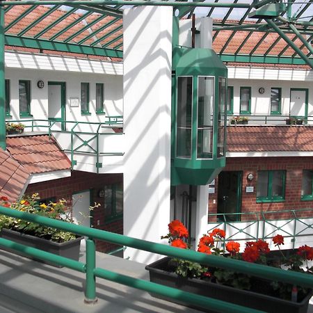 Siu Hotel Magdeburgo Esterno foto