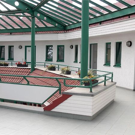 Siu Hotel Magdeburgo Esterno foto